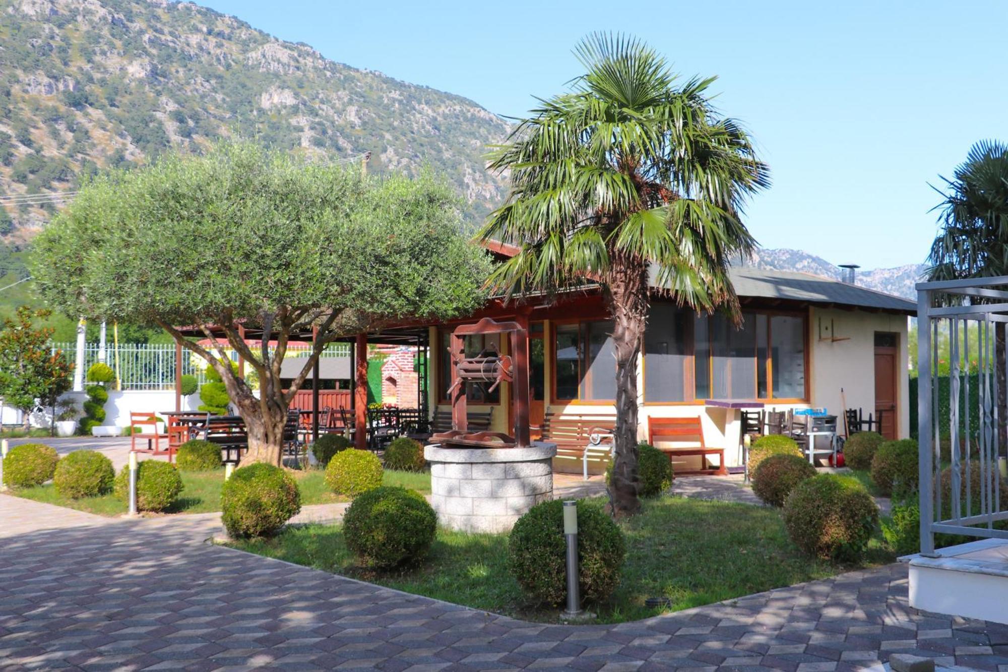 Hotel As Baks-Rrjoll Shkodër Exterior foto